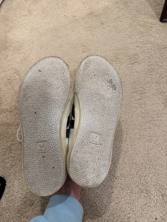 Veja Sneakers in White/Black - Picture 3 of 6